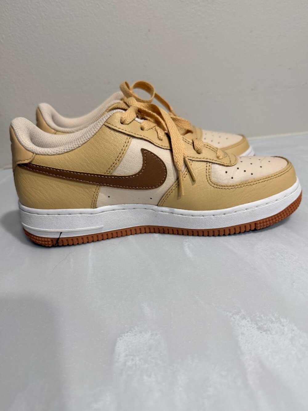 Nike Air Force 1 Low Pearl White Sesame Ale Brown 5.5Y